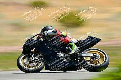 media/Apr-13-2025-TrackXperience (Sun) [[fb1ef998a6]]/Level 2 (Intermediate)/Turn 2 (Session 5)/